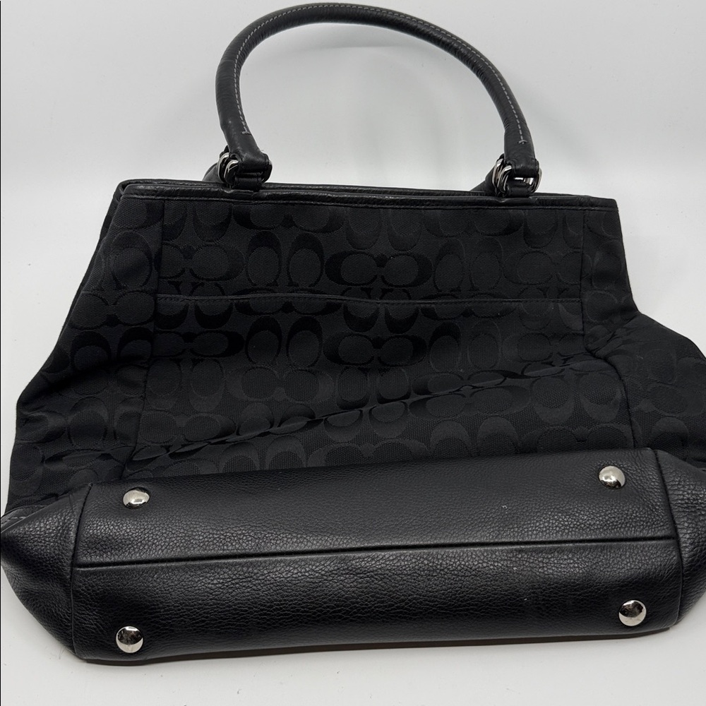 Coach Black Signature Shoulder Bag - Picture 3 of 8